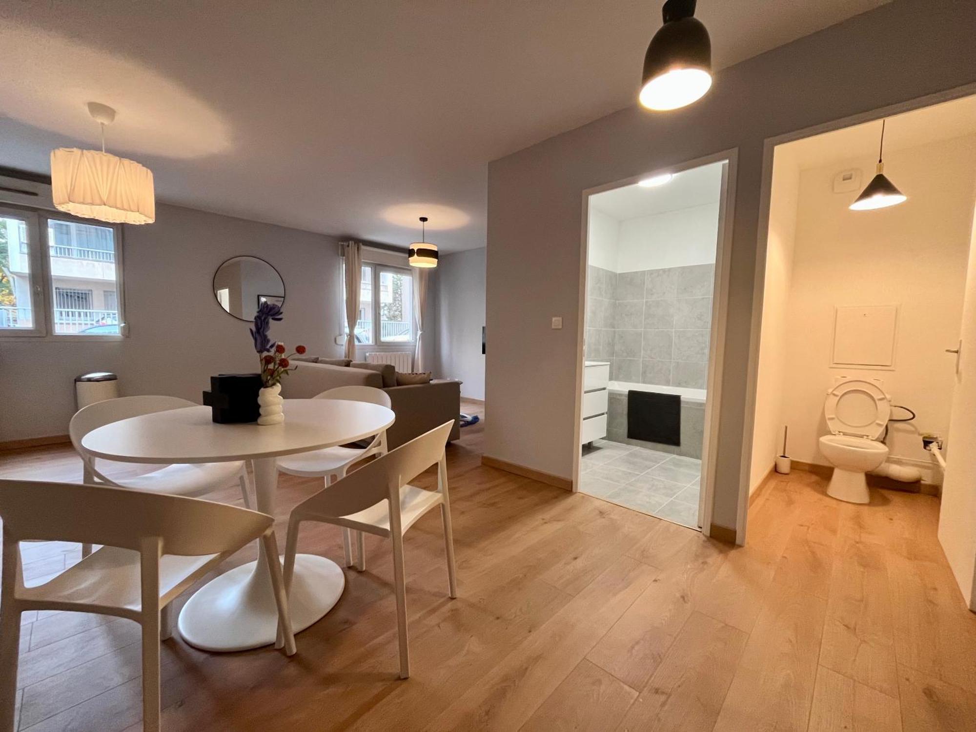Suite Leeroy Lyon Extérieur photo
